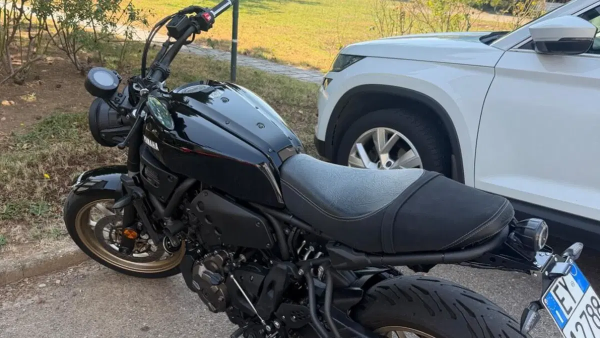 Yamaha XSR 700 (2022 - 26)  (4)