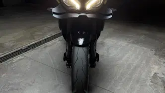 Triumph Street Triple 765 RS (2023 - 26) usata