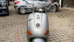 Vespa   (3)