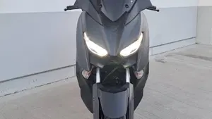 Yamaha X-Max 300 ABS (2017 - 20)  (3)