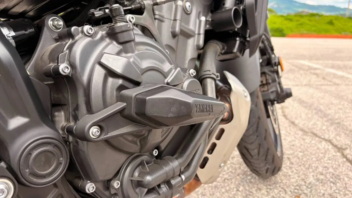 Yamaha MT-07 Pure (2023 - 25)  (9)