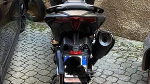 Yamaha T-Max 560 (2022 - 24)  (3)