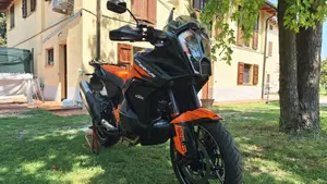 KTM 1290 Super Adventure S (2021)  (3)
