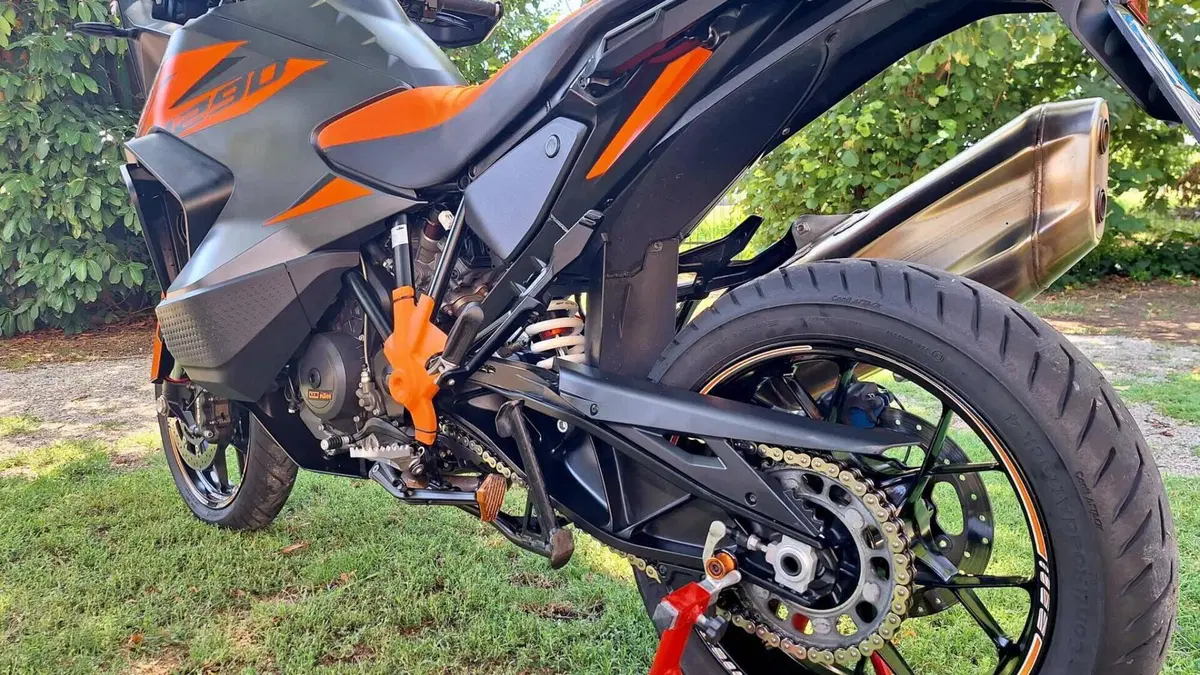 KTM 1290 Super Adventure S (2021)  (6)