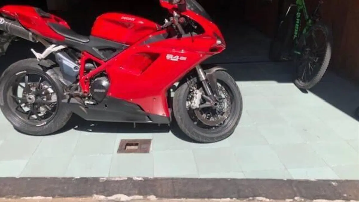 Ducati 848 (2007 - 13)  (2)