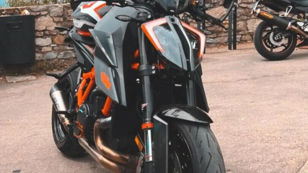 KTM 1290 Super Duke R (2020) 