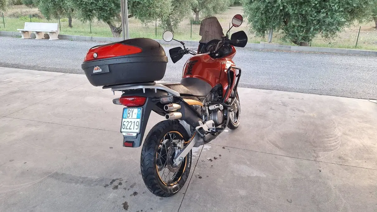 Honda Transalp XL 650V (2005 - 06)  (5)