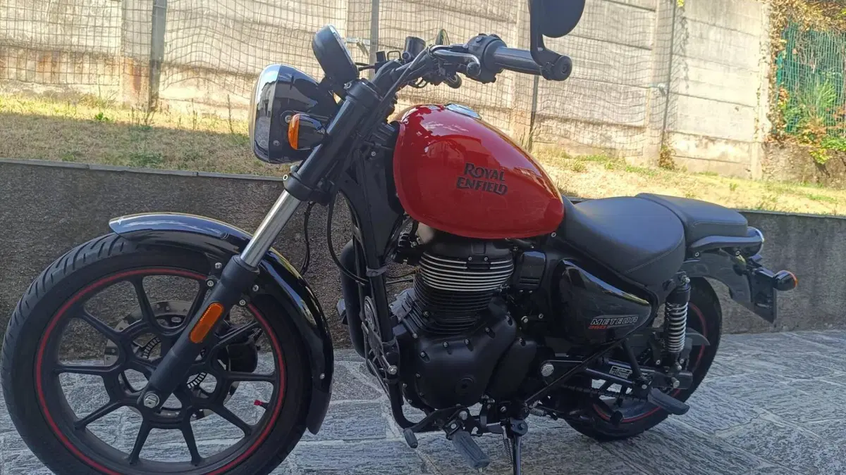 Royal Enfield Meteor 350 (2021 - 26)  (3)