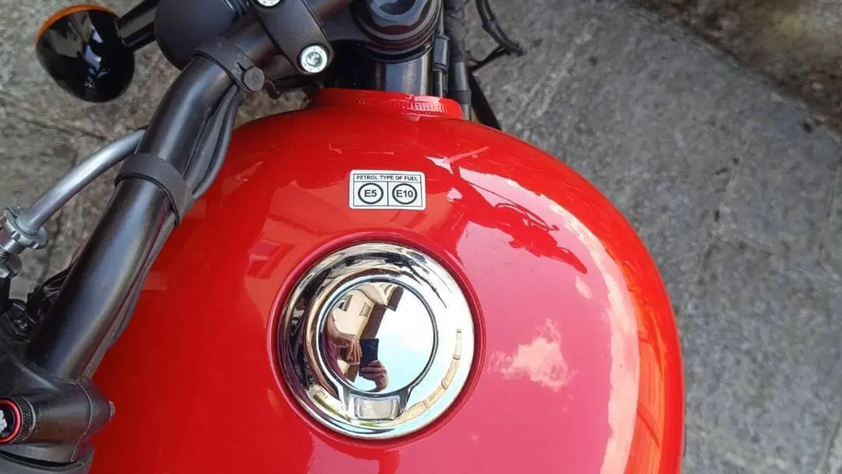 Royal Enfield Meteor 350 (2021 - 26)  (6)