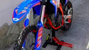 Betamotor RR 125 4T Enduro R (2024 - 26)  (4)
