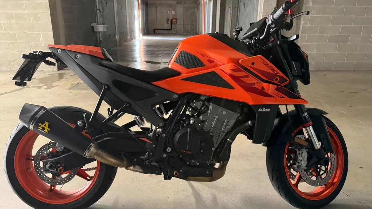 KTM 990 Duke (2024 - 26)  (2)