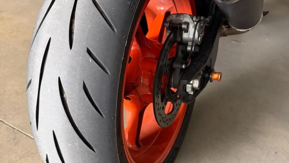 KTM 990 Duke (2024 - 26)  (3)