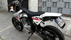 Rieju Marathon 125 Supermotard LC (2021 - 23)  (8)