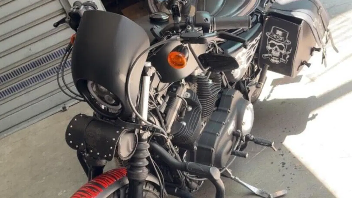 Harley-Davidson 883 Iron (2014 - 16) - XL 883N 