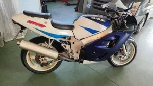 Suzuki GSX R 600 (1997 - 00) 