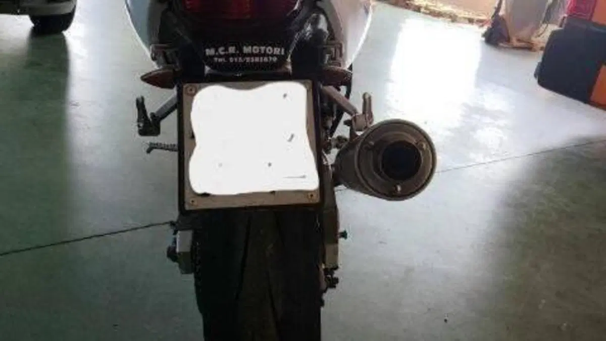 Suzuki GSX R 600 (1997 - 00)  (5)