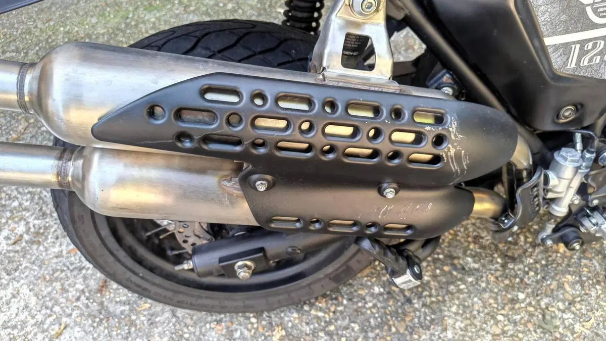 Swm Outlaw 125 (2019 - 20)  (6)