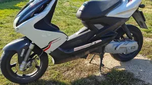 Yamaha Aerox 50 R (2007 - 18)  (2)