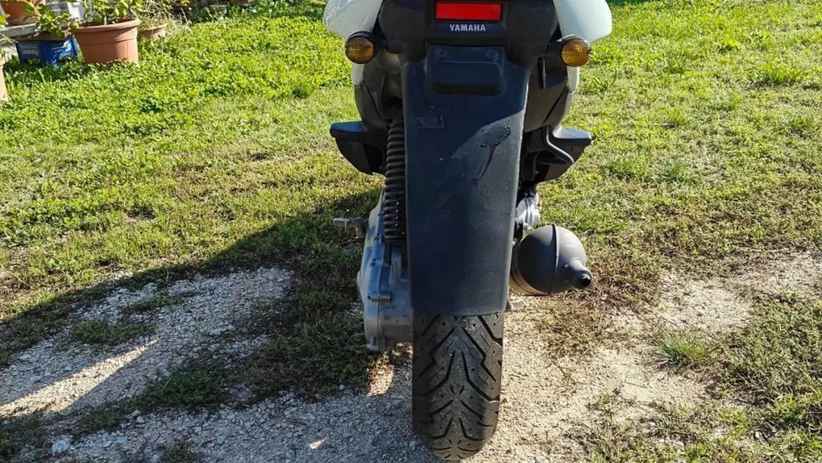 Yamaha Aerox 50 R (2007 - 18)  (9)