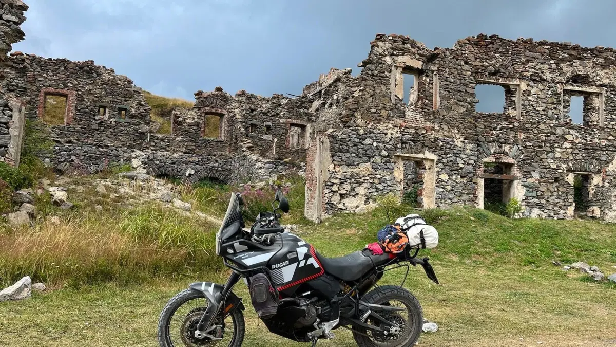 Ducati DesertX (2022 - 25)  (3)