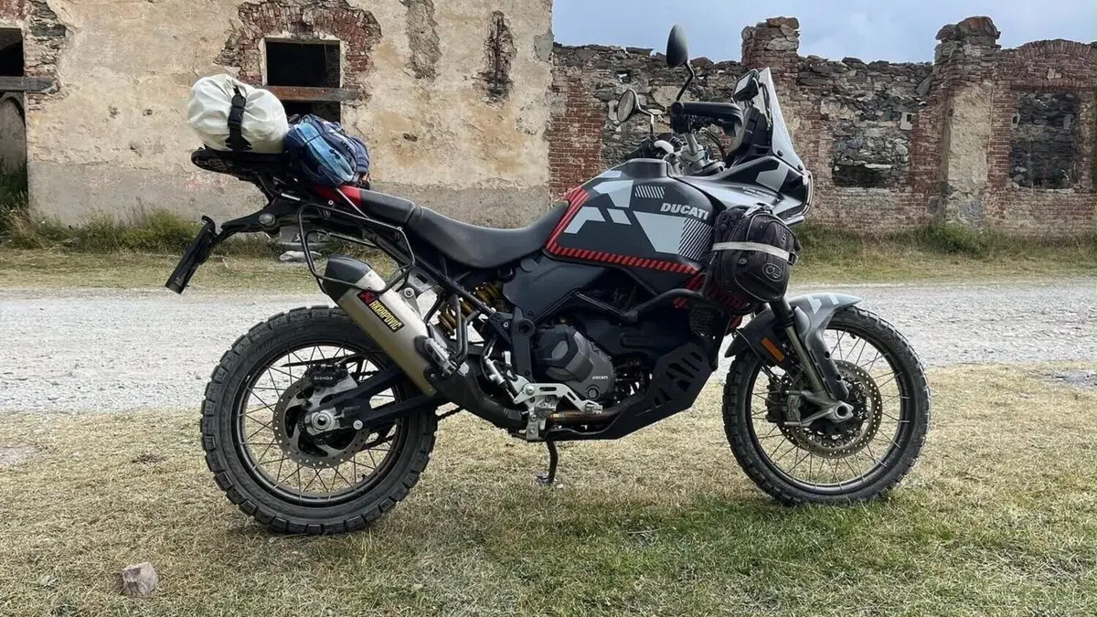 Ducati DesertX (2022 - 25)  (6)