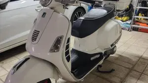 Vespa GTS 300 Super (2008 - 16)  (3)