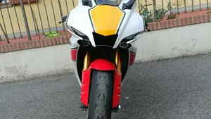 Yamaha YZF R1 World GP 60th Anniversary (2022 - 23) 