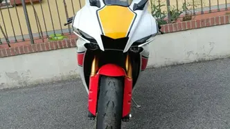 Yamaha YZF R1 World GP 60th Anniversary (2022 - 23) usata