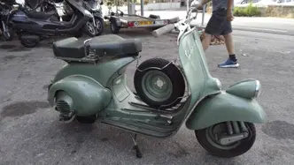Piaggio Vespa faro basso 125 epoca