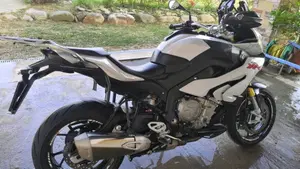 Bmw S 1000 XR (2015 - 16)  (6)