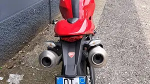 Ducati Monster 696 ABS (2009 - 14)  (2)