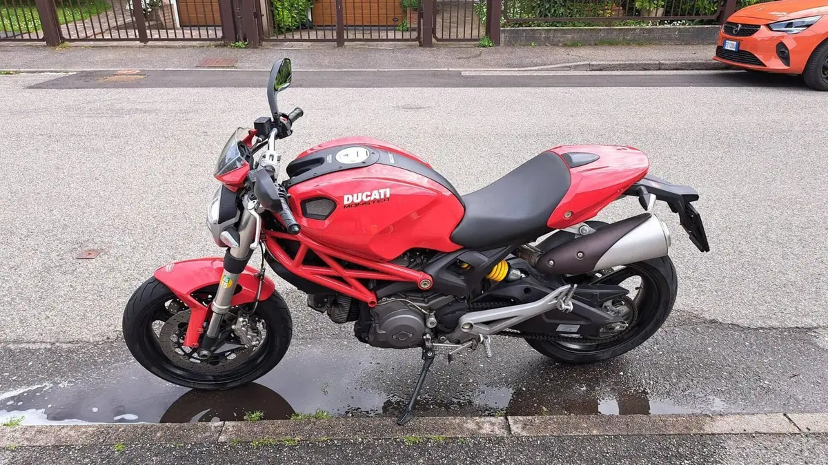 Ducati Monster 696 ABS (2009 - 14)  (8)