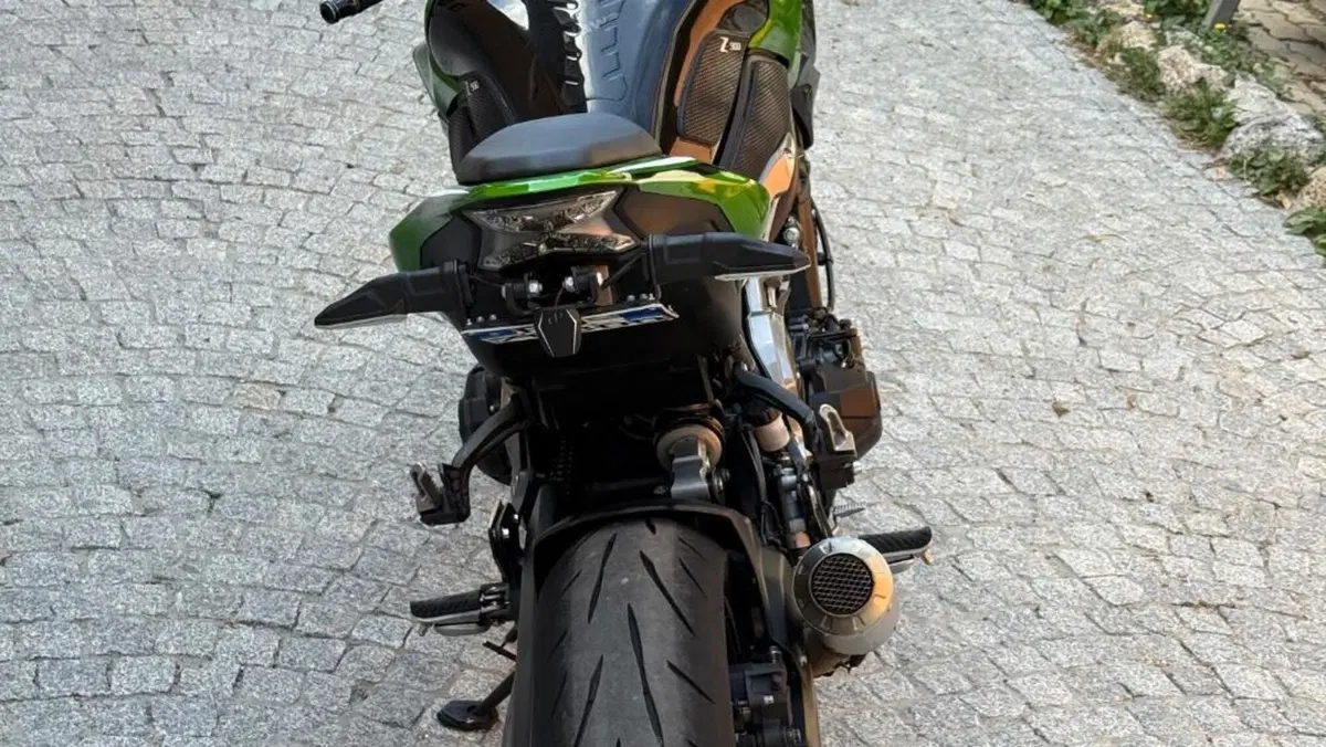 Kawasaki Z 900 (2021 - 24)  (7)