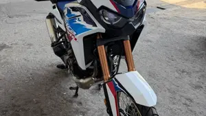 Honda Africa Twin CRF 1100L ES DCT (2024 - 26)  (2)