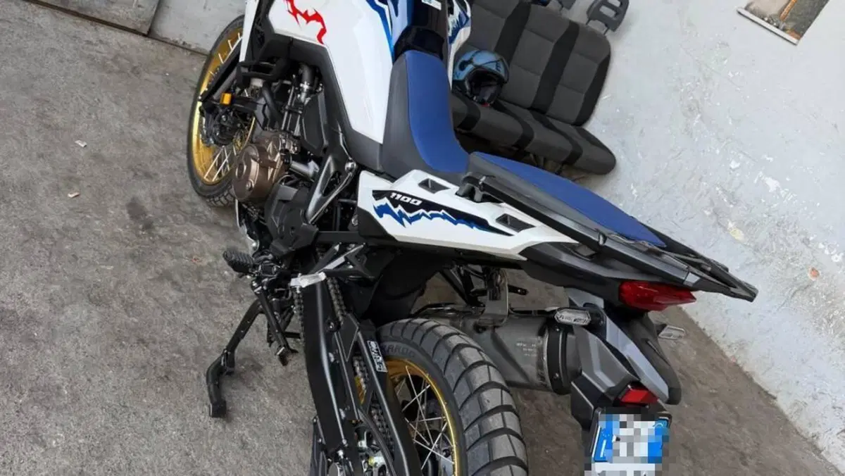 Honda Africa Twin CRF 1100L ES DCT (2024 - 26)  (4)