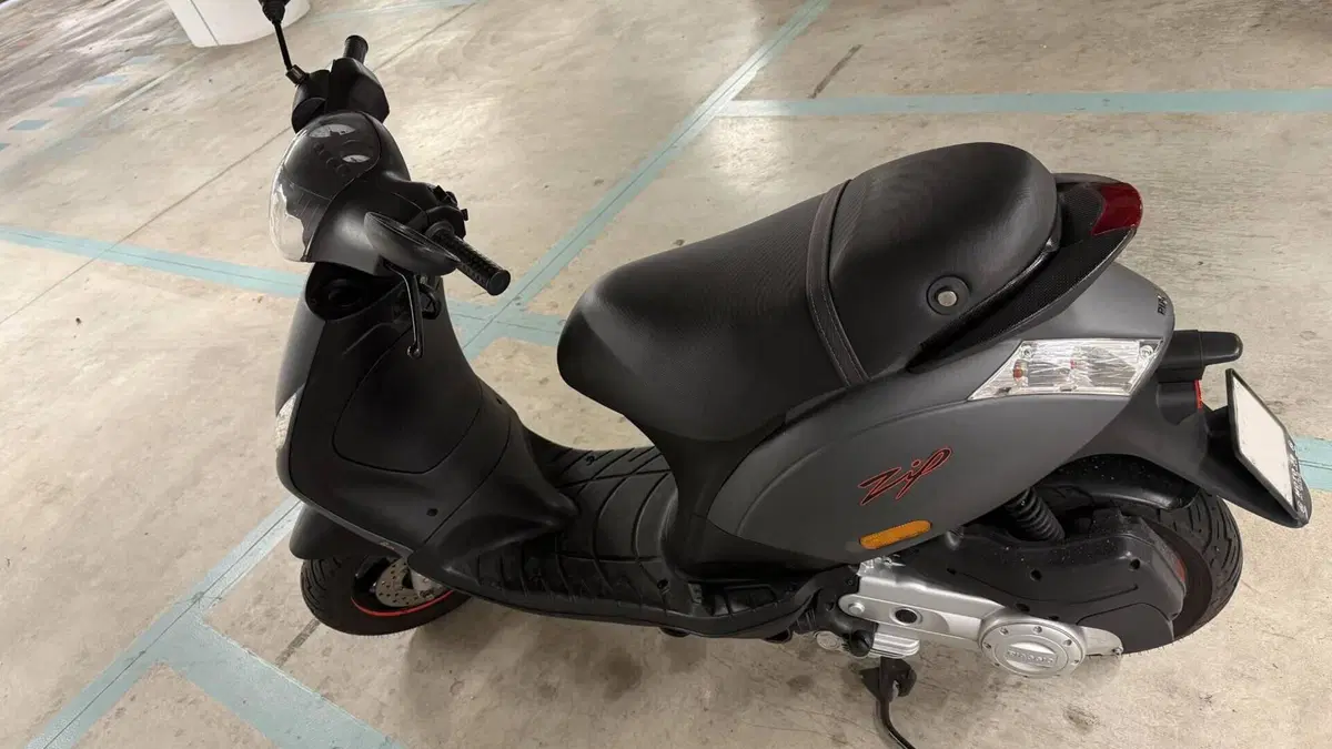 Piaggio Zip 50 S 4T (2021 - 25)  (3)