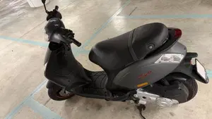 Piaggio Zip 50 S 4T (2021 - 25)  (3)