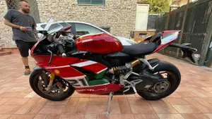 Ducati Panigale V2 Bayliss 1st Championship 20th Anniversary (2021 - 24)  (3)