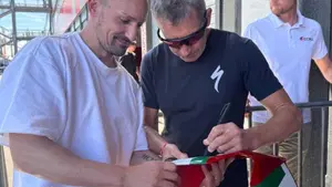 Ducati Panigale V2 Bayliss 1st Championship 20th Anniversary (2021 - 24)  (8)