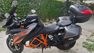 KTM 1290 Super Duke GT ABS (2016 - 18)  (2)