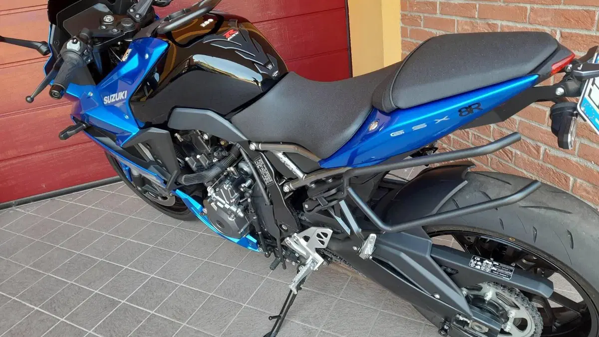 Suzuki GSX-8R (2024 - 26)  (5)