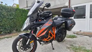 KTM 1290 Super Duke GT ABS (2016 - 18)  (4)