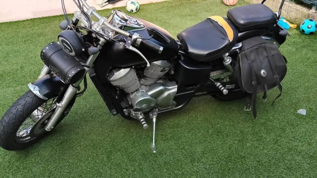 Honda Shadow 750 (2004)  (2)