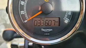 Triumph Bonneville T100 (2008 - 16)  (3)