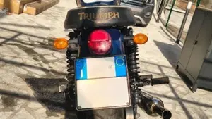 Triumph Bonneville T100 (2008 - 16)  (10)