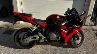 Honda CBR 1000 RR Fireblade (2004 - 05) usata