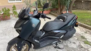 Yamaha X-Max 300 Tech Max (2021 - 24)  (4)