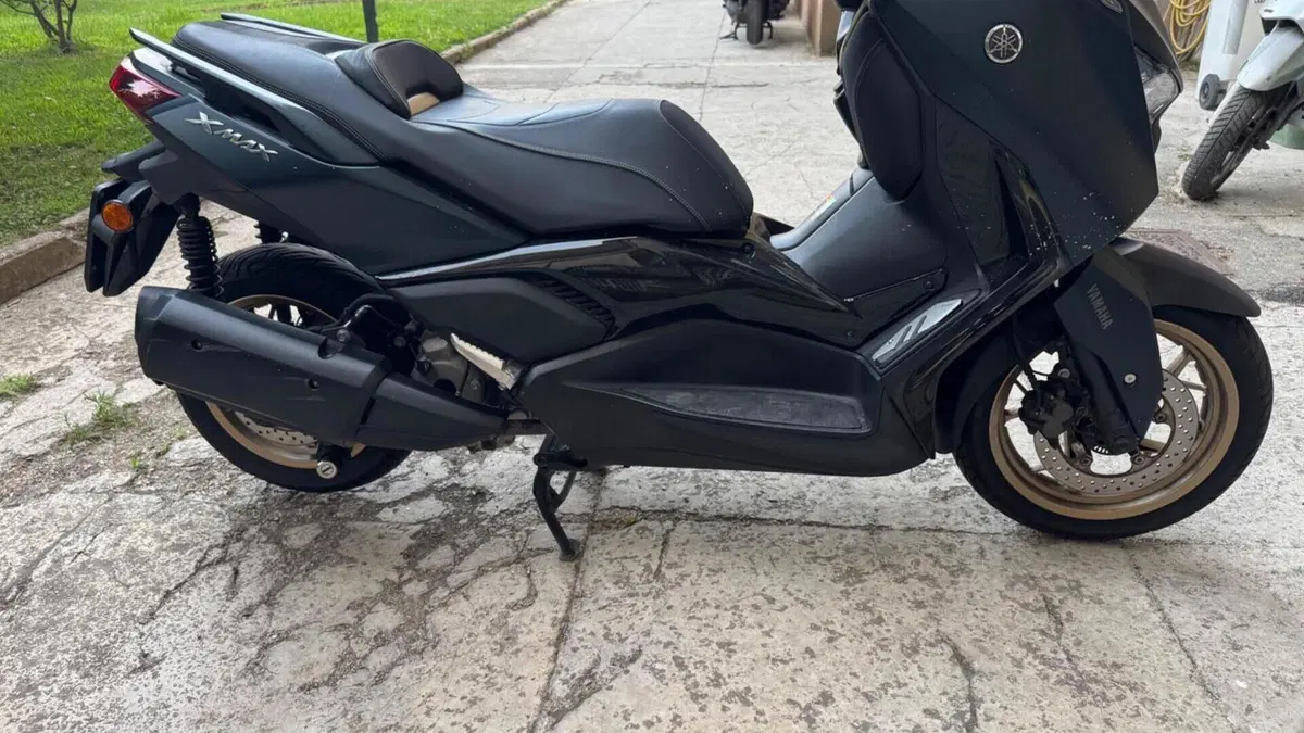 Yamaha X-Max 300 Tech Max (2021 - 24)  (5)