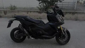Honda X-ADV 750 DCT (2021 - 24)  (2)