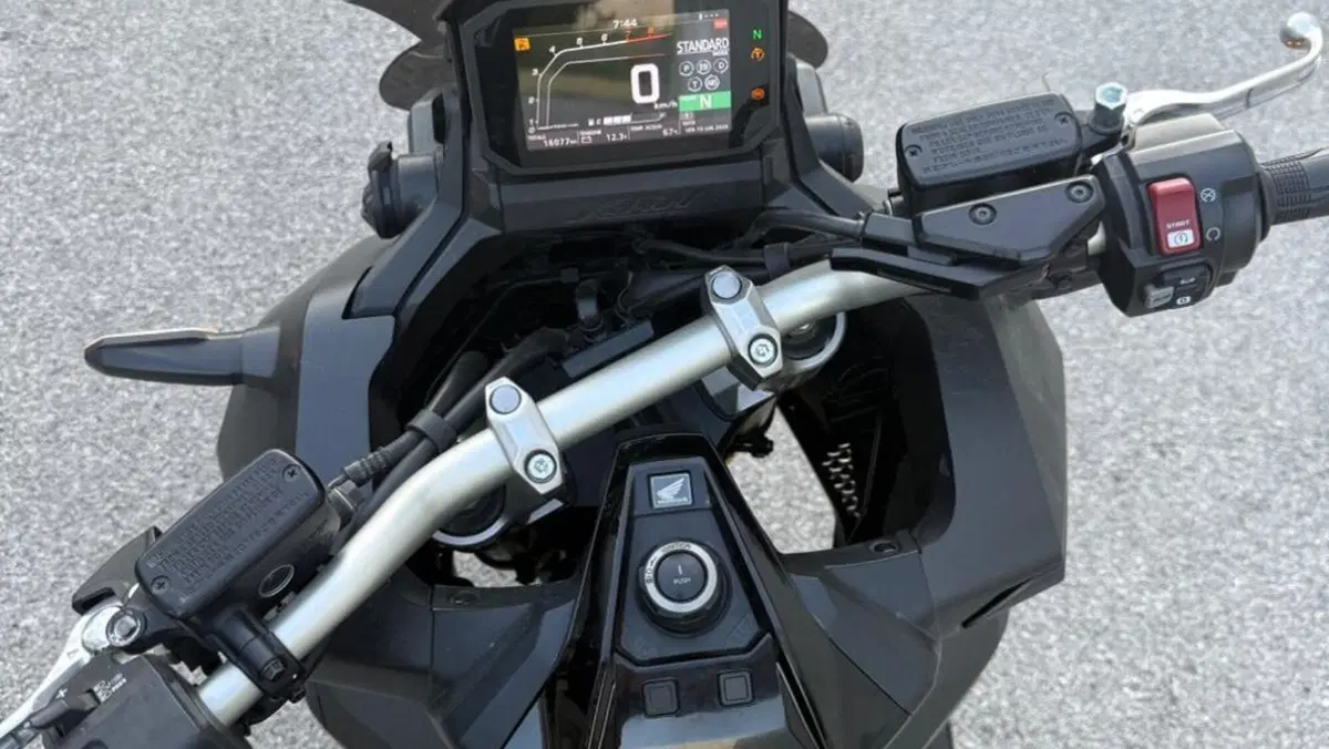 Honda X-ADV 750 DCT (2021 - 24)  (7)